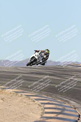 media/Dec-07-2025-CVMA (Sun) [[3e7d2de5dc]]/Race 7-Formula Lightweight Twins Shootout/